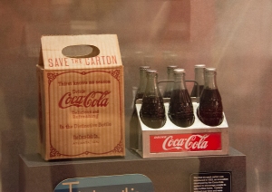 The first Coca-Cola six-pack was sold in 1923!